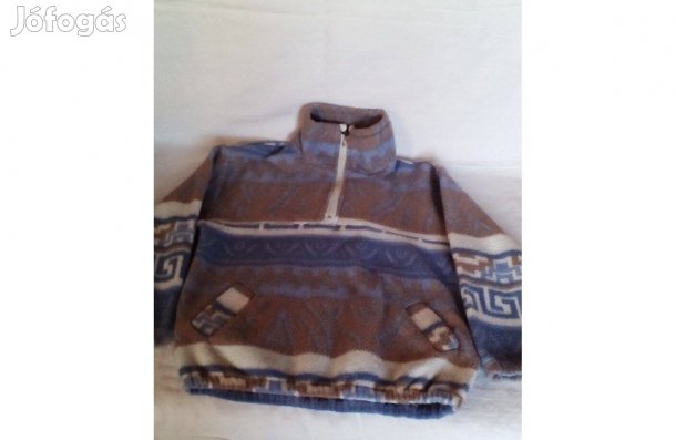 Polár és kötött pulóverek fiúra kb. 10 évesre