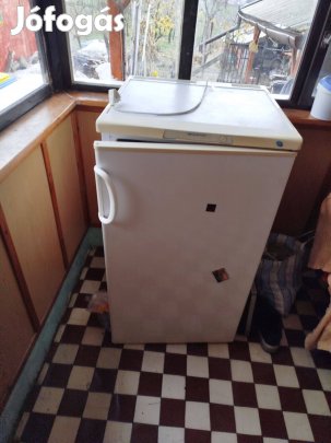 Polár hűtőszekrény