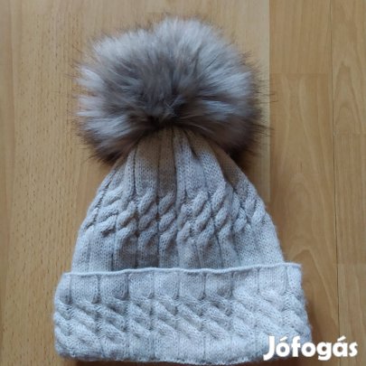 Polárral bélelt meleg női kötött sapka