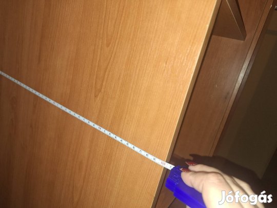 Polc 2 darab eladó!