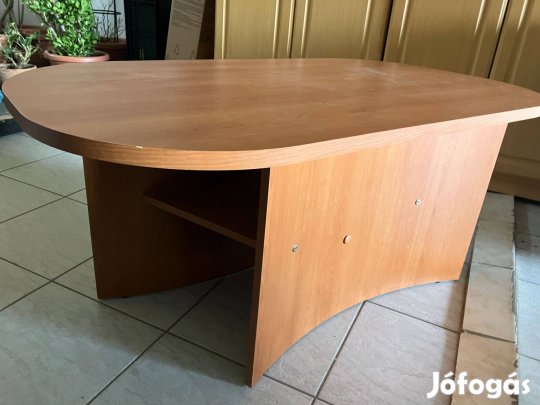 Polcos Dohányzóasztal