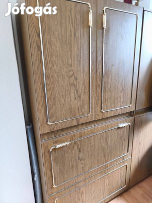 Polcos és ágyneműtartós szekrény, egymásra helyezhető