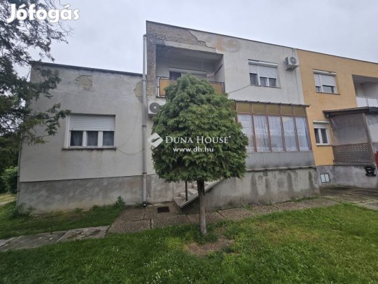 Polgárdii 125 nm-es lakás eladó