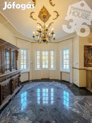 Polgári Villa presztizs értékkel bíró frekventált helyen eladó!