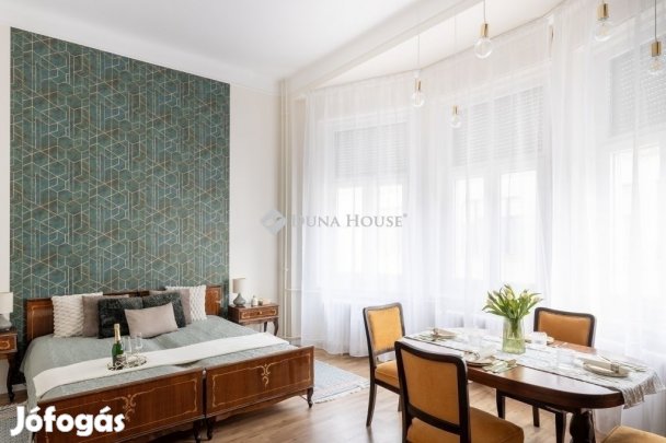 Polgári elegancia, modern luxus a Gambrinus közben!