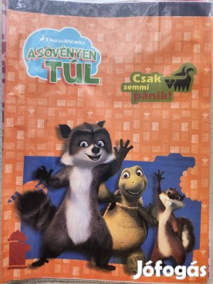 Polietilén Füzet borító színes betét lappal 420x290 mm A sövényen túl