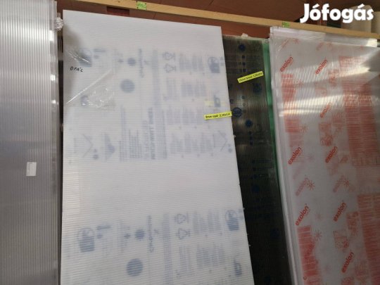 Polikarbonát lemez 6 mm átlátszó 1,05×2 m