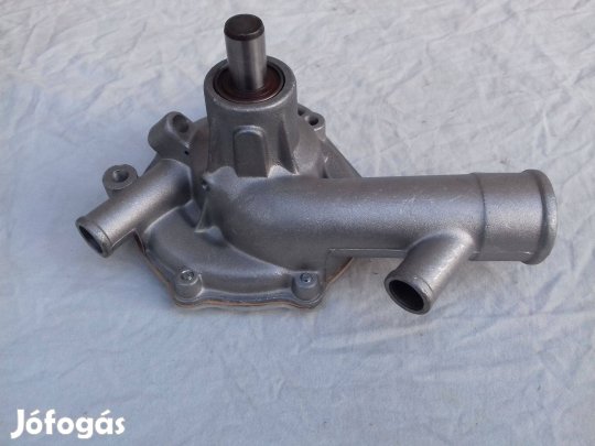 Polski Fiat 125 eredeti gyári és új vízpumpa
