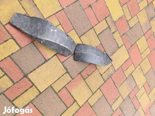 Polski Fiat 126 Alkatrészek