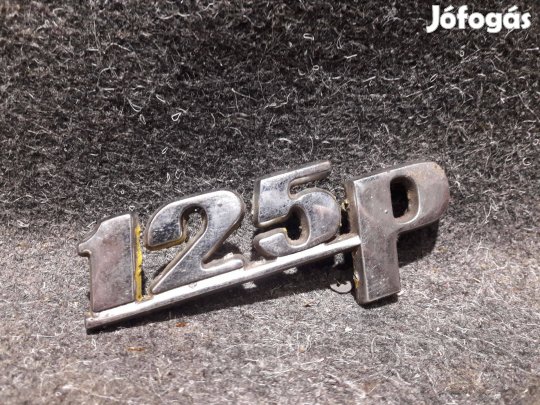Polski Fiat gyári 125p felirat