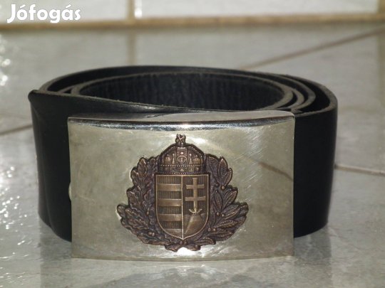 Pompás nagy méretű rendőrségi öv derékszíj