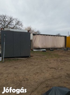 Ponyvás felépítmények