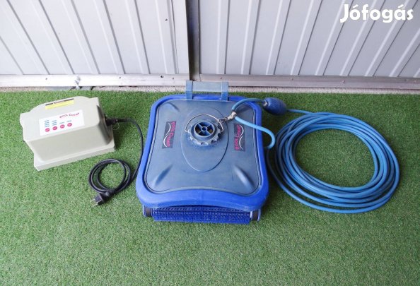 Pool Champ automata medence porszívó robot takarító tisztító