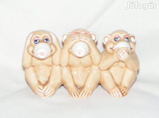 Porcelán 3 bölcs majom figura