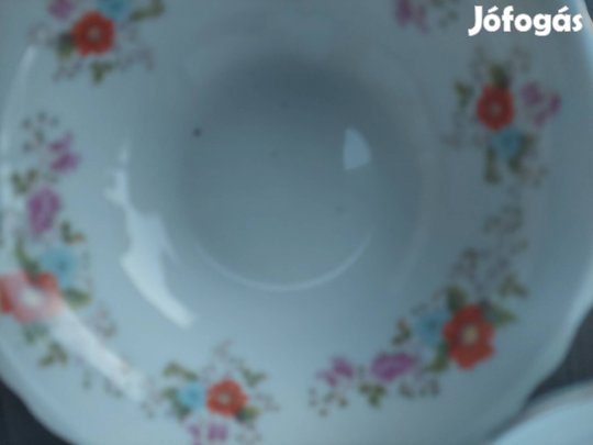 Porcelán 7 részes salátás készlet