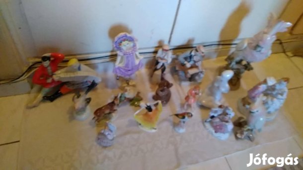 Porcelán áradat nipp kollekció 