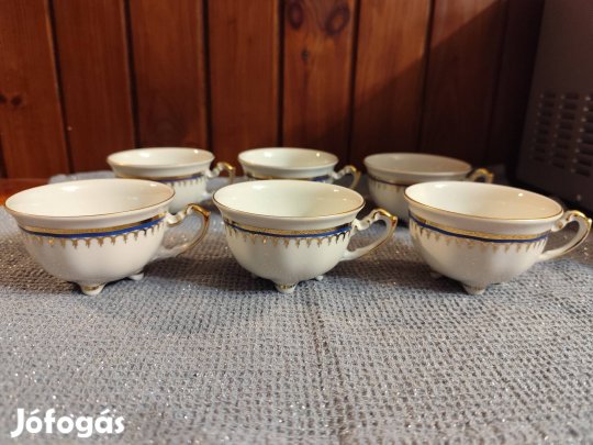 Porcelán csészék