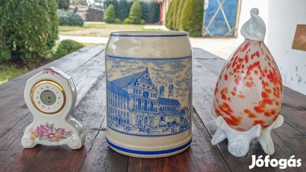 Porcelán dísztárgyak