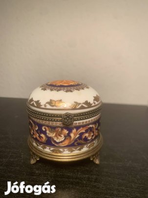 Porcelán ékszertartó