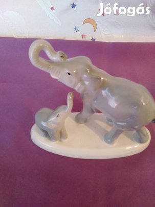 Porcelán elefántok gránit