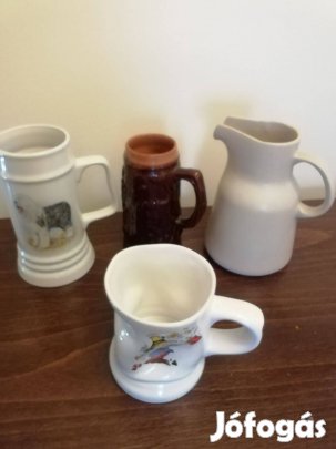 Porcelán és kerámia korsó és kiöntő, kínáló 4 darabos csomag