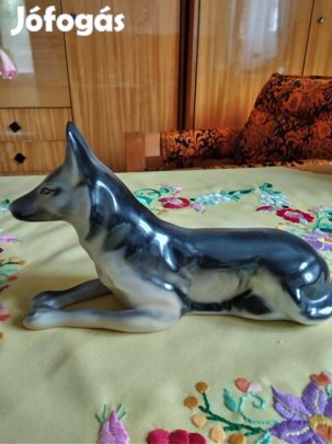 Porcelán farkas eladó