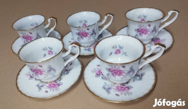 Porcelán kávés csésze