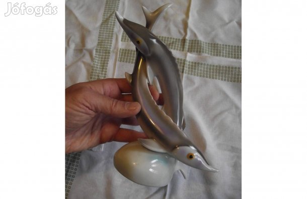 Porcelán kecsege halak Hollóháza