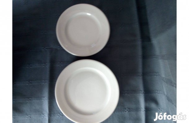 Porcelán kistányérok, süteményes tányér