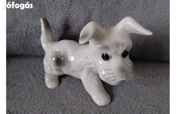 Porcelán kutya