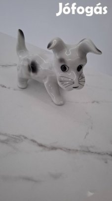 Porcelán kutya