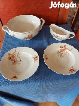 Porcelan leveses es szószostal