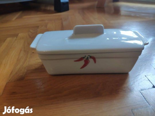 Porcelán mártásos/szószos tál tetővel