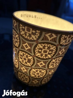 Porcelán mécsestartó rituals