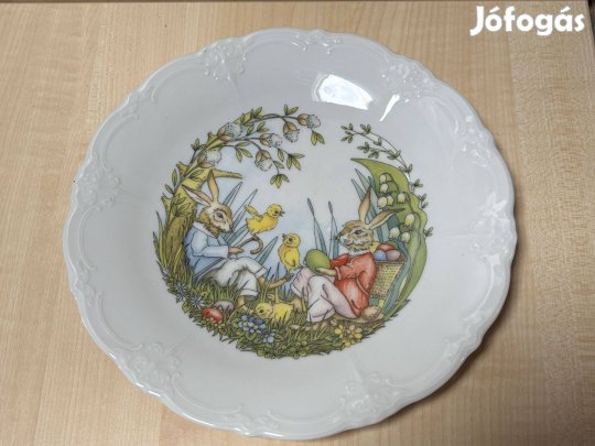 Porcelán nyúl,nyuszi tányér, mesetányér, Húsvét