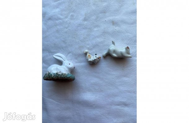 Porcelán nyuszi és 2 db kiscica