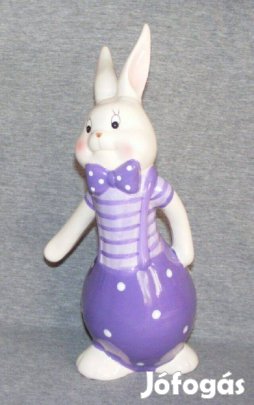 Porcelán nyuszi figura