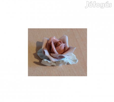 Porcelán rózsa, régi vitrindísz