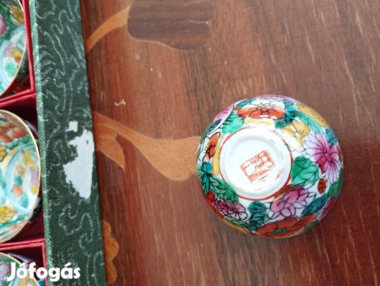 Porcelán szakés tálkák