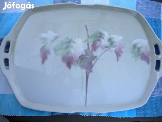 Porcelán tálca nagyméret, kiöntő és kávés csésze