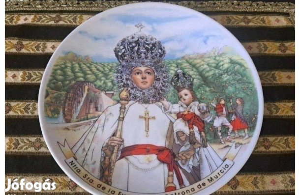Porcelán tányér vallási témával