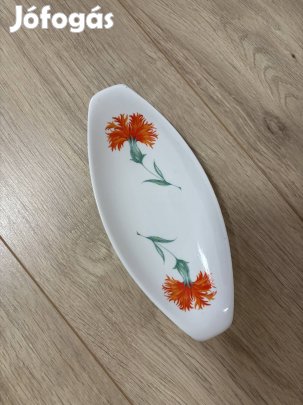 Porcelán tányérka