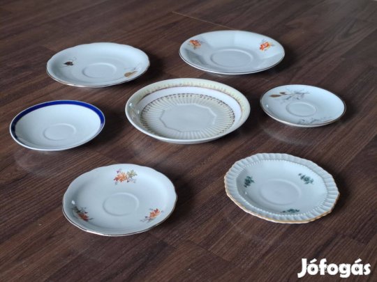 Porcelán tányérok