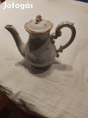 Porcelán teás kiöntő
