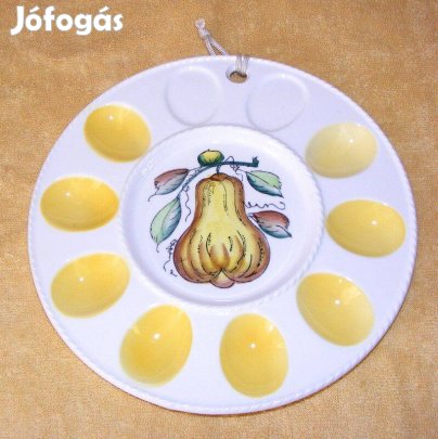 Porcelán tojástartó kínáló