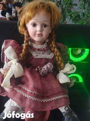 Porcelanfejű baba 