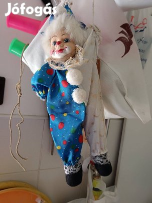 Porcelánfejü bohóc 