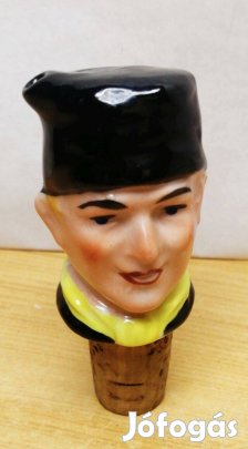Porcelánfigurás Likőrös palack dugó páros. Tűzoltó, és kéményseprő fej