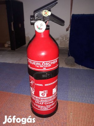 Poroltó tűzoltó készülék