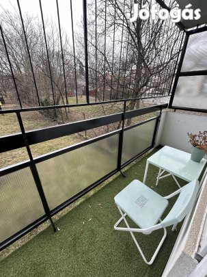 Poroszlay úti lakás eladó 